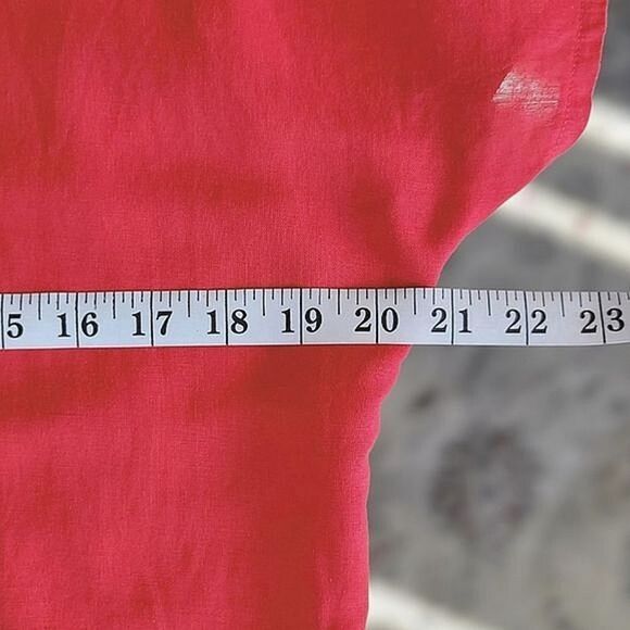 Olsen red linen blend crochet detail v-neck short sleeve t-shirt - Picture 8 of 12